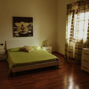 Uitgebreide Kamer met een King Size Bed